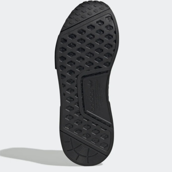 𝅺NWT ADIDAS NMD_R1 Triple Black Size 5 - Picture 5 of 11